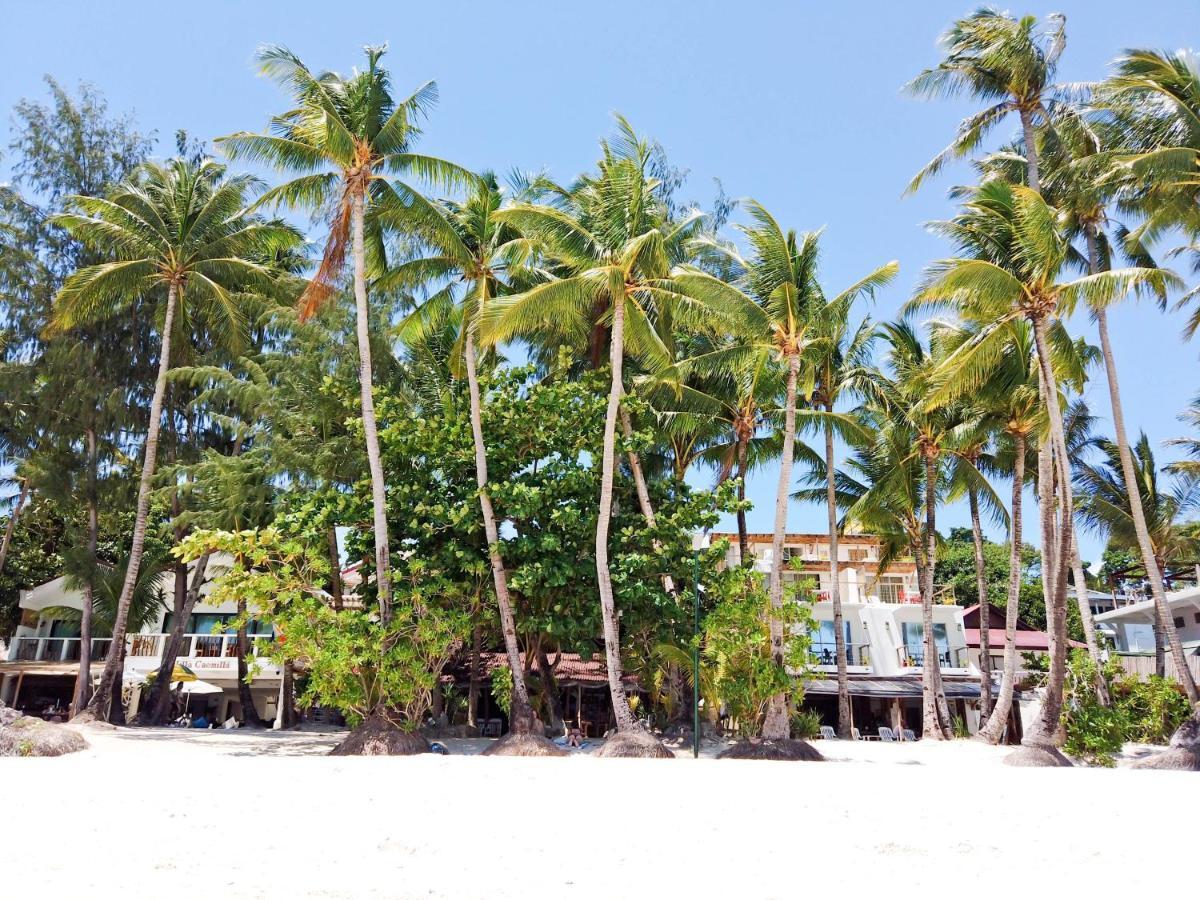 Cocoloco Beach Resort Manoc-Manoc Bagian luar foto