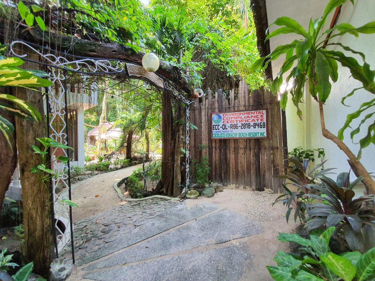 Cocoloco Beach Resort Manoc-Manoc Bagian luar foto