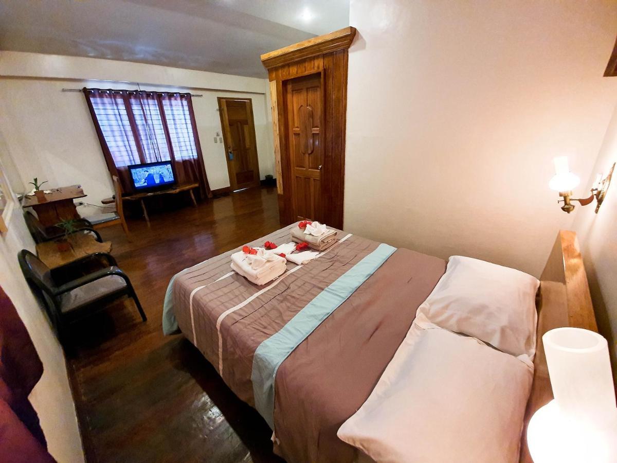 Cocoloco Beach Resort Manoc-Manoc Bagian luar foto