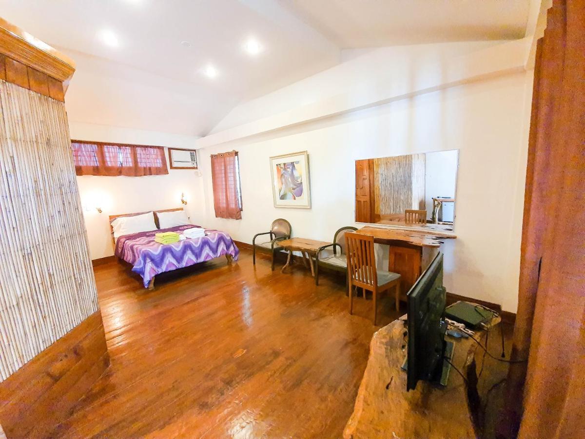 Cocoloco Beach Resort Manoc-Manoc Bagian luar foto